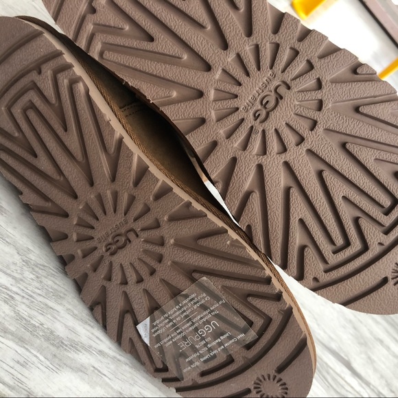 UGG Cara Fringed Suede Boots - Picture 7 of 8